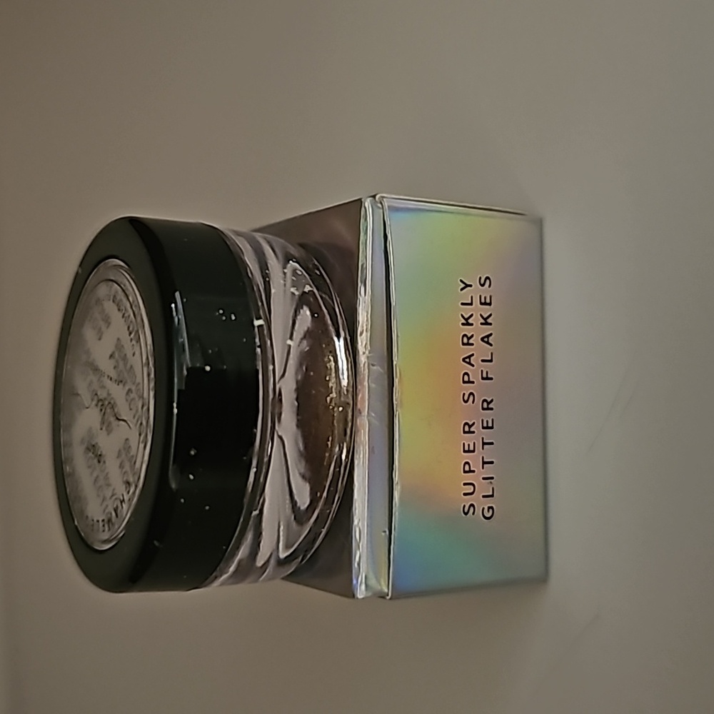 Kaima Cosmetics Eye Glitter